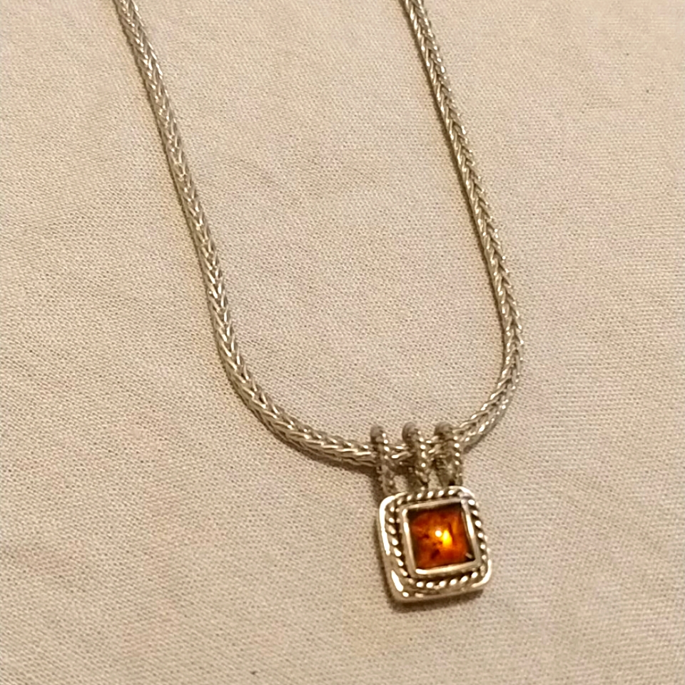 Original Lori Bonn Amber 925 Necklace